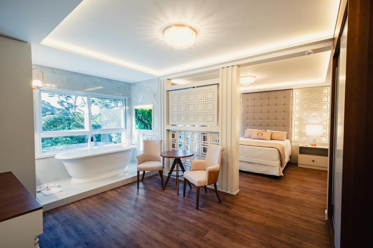Hotel E Restaurante Giratorio Rf Vision - A Melhor Vista 360 De グラマド エクステリア 写真