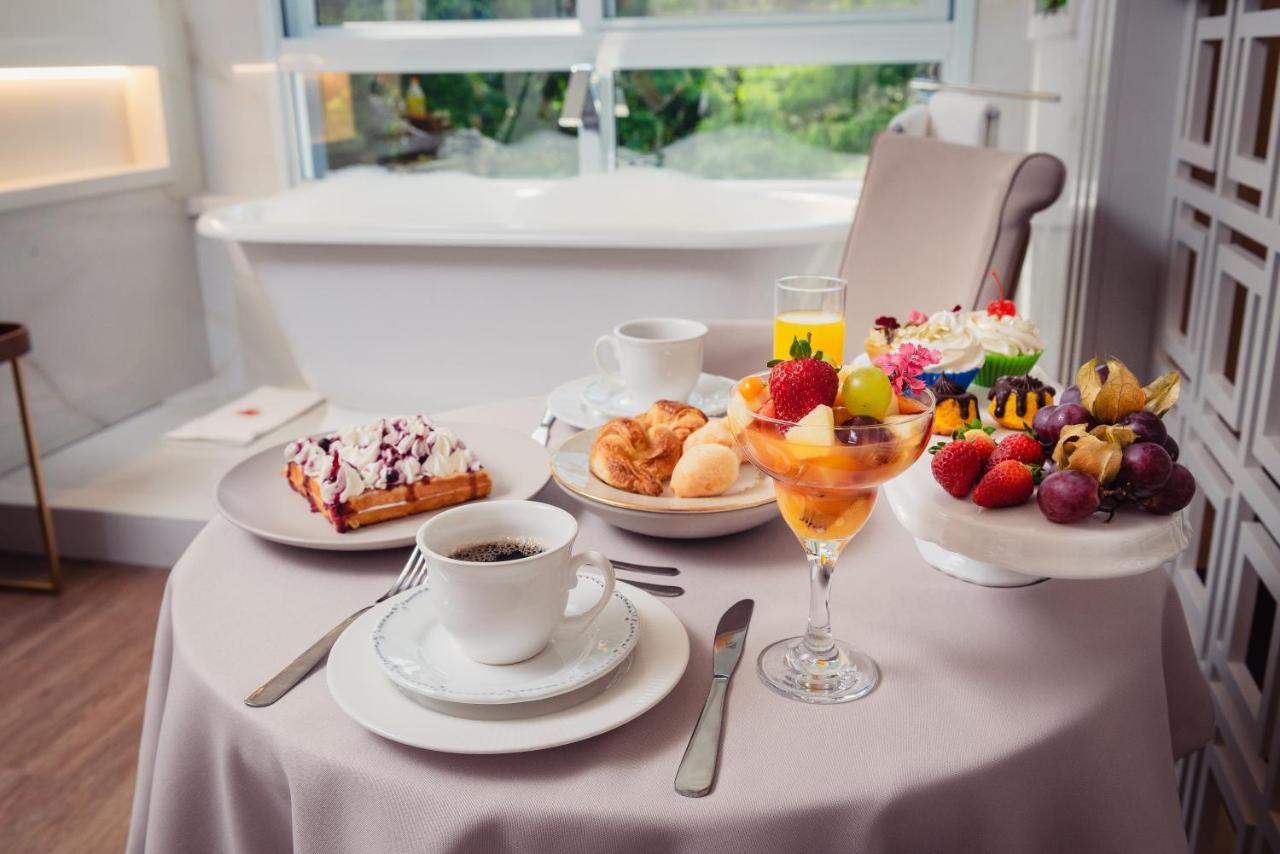 Hotel E Restaurante Giratorio Rf Vision - A Melhor Vista 360 De グラマド エクステリア 写真