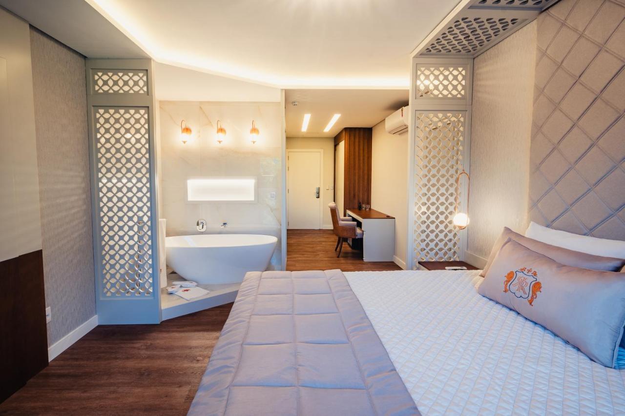 Hotel E Restaurante Giratorio Rf Vision - A Melhor Vista 360 De グラマド エクステリア 写真
