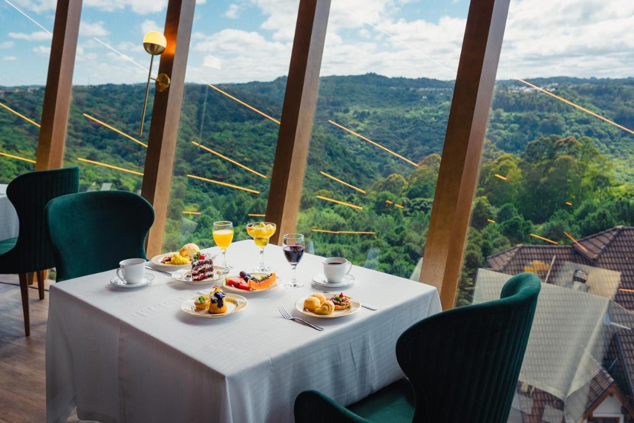 Hotel E Restaurante Giratorio Rf Vision - A Melhor Vista 360 De グラマド エクステリア 写真