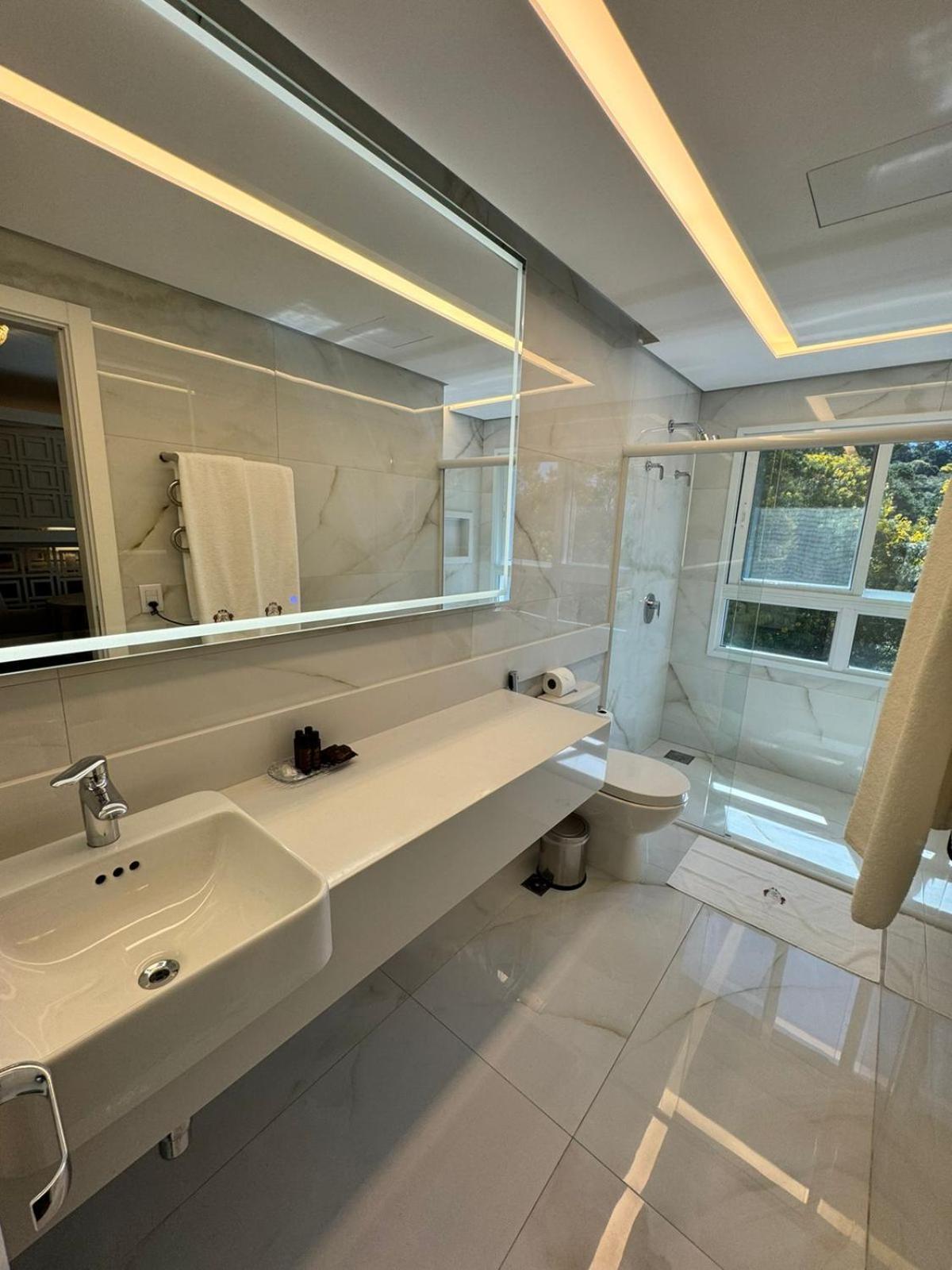 Hotel E Restaurante Giratorio Rf Vision - A Melhor Vista 360 De グラマド エクステリア 写真