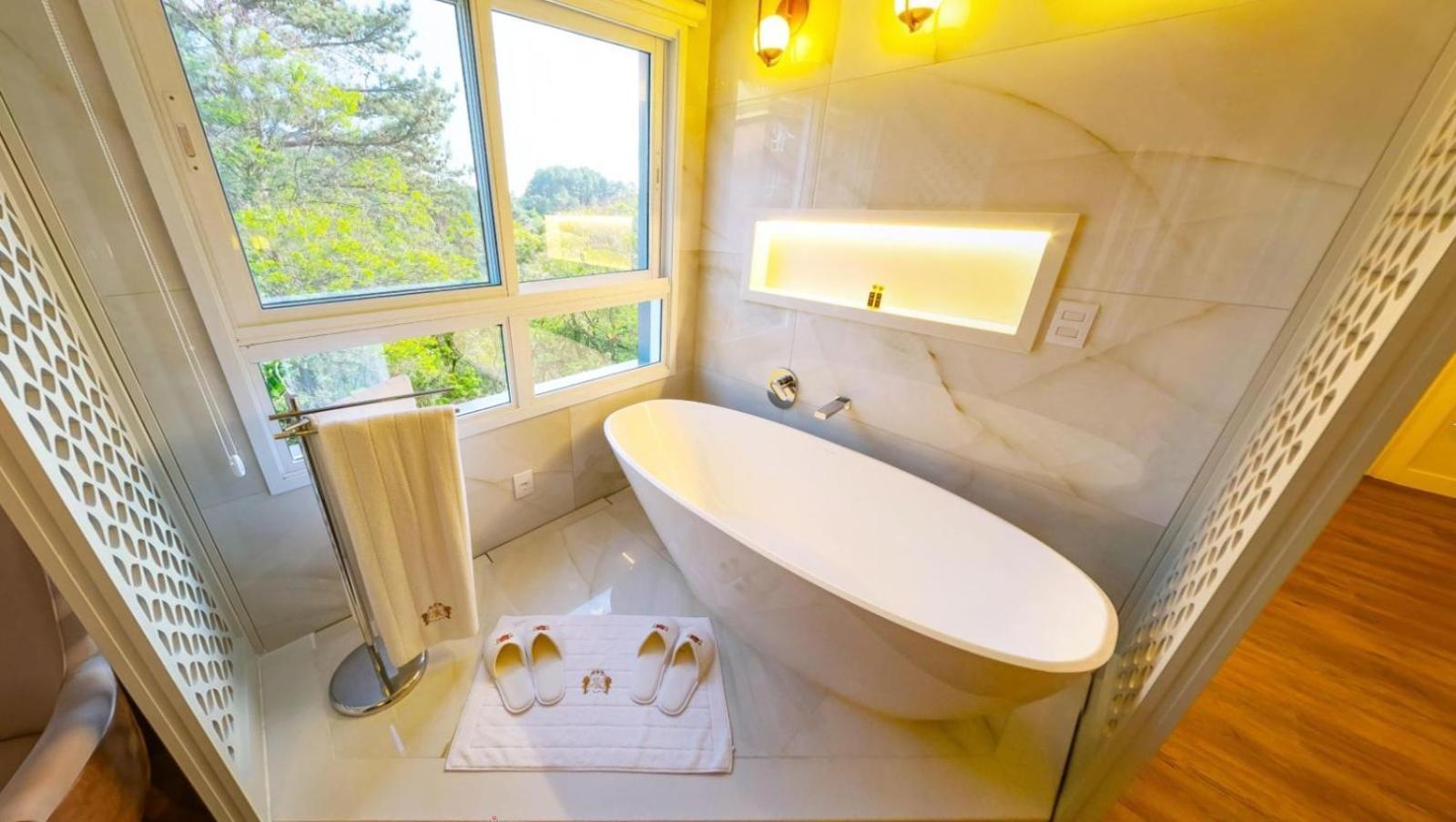 Hotel E Restaurante Giratorio Rf Vision - A Melhor Vista 360 De グラマド エクステリア 写真